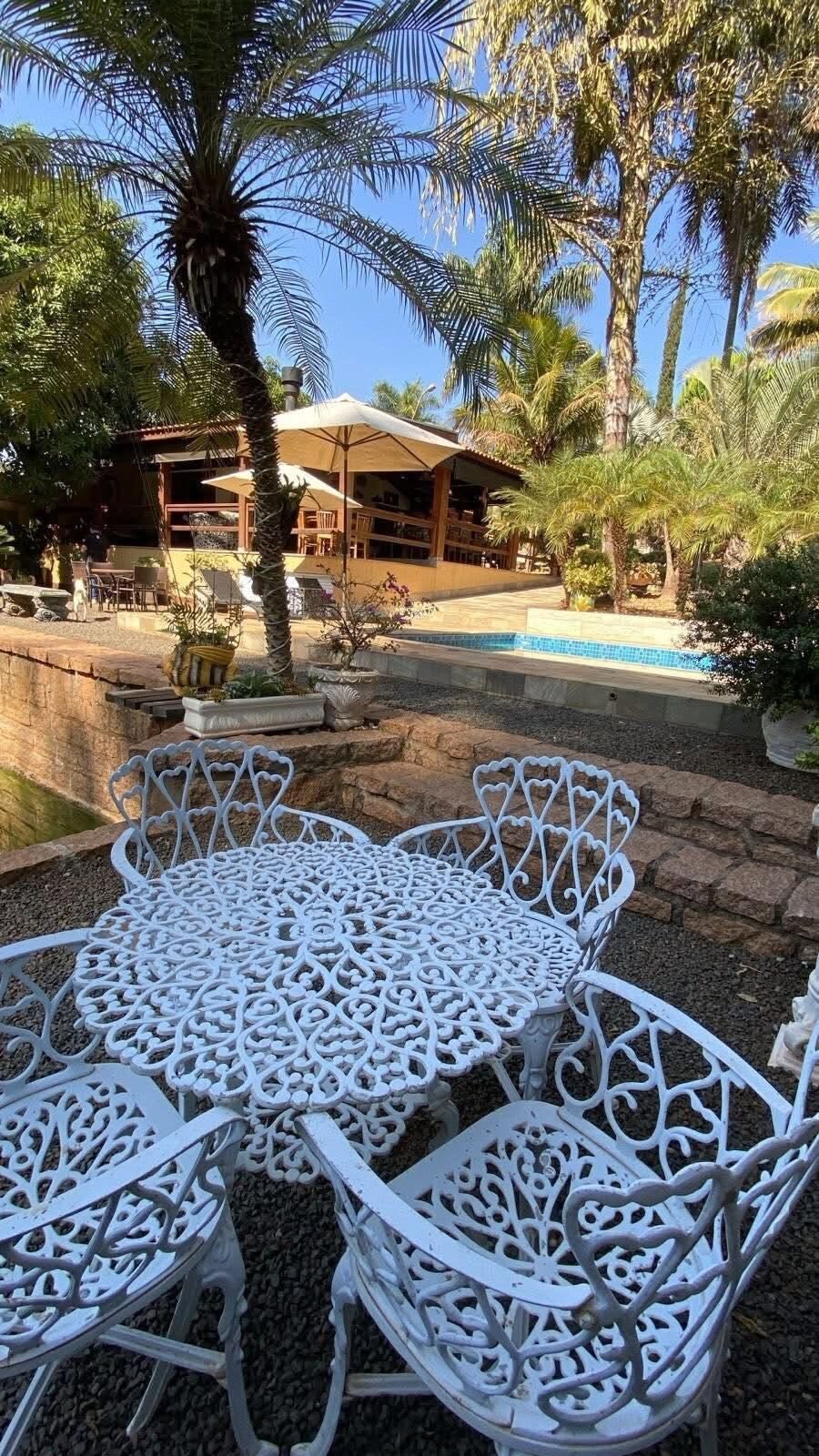 Área da piscina da chácara à venda em Santa Gertrudes