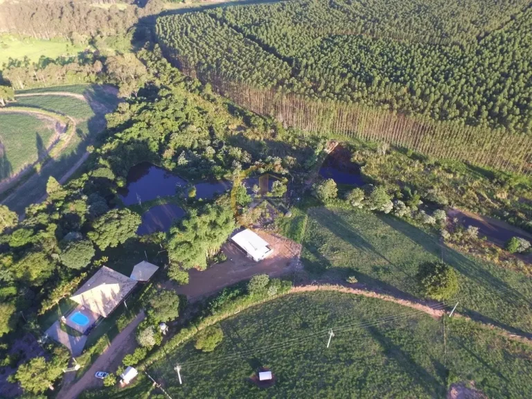 Sítio à venda em Torrinha/SP | 2 alqueires — Porteira fechada