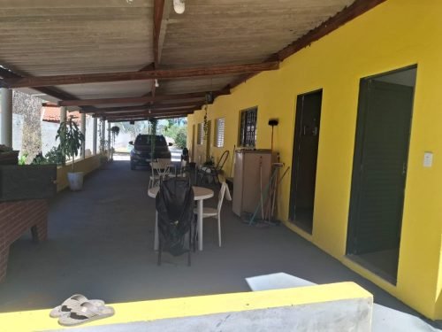Varanda coberta da casa no Condomínio Araguaia em Araras SP